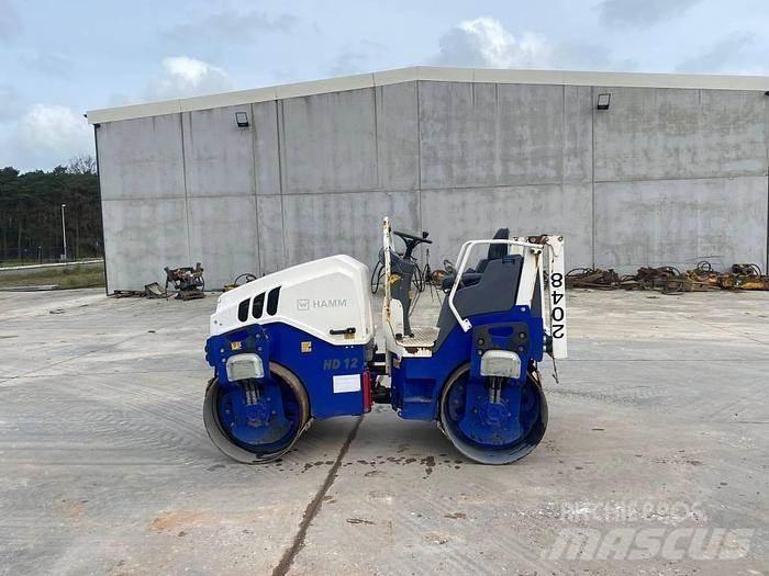 Hamm HD12 VV タンデムローラ