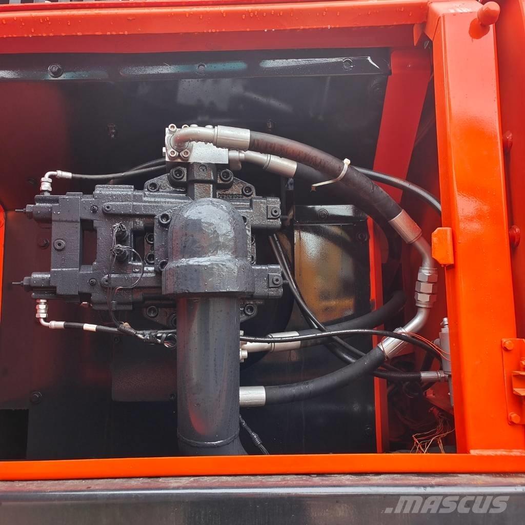 Doosan DX 340 LC 大型油圧ショベル12t以上（パワーショベル・ユンボ）