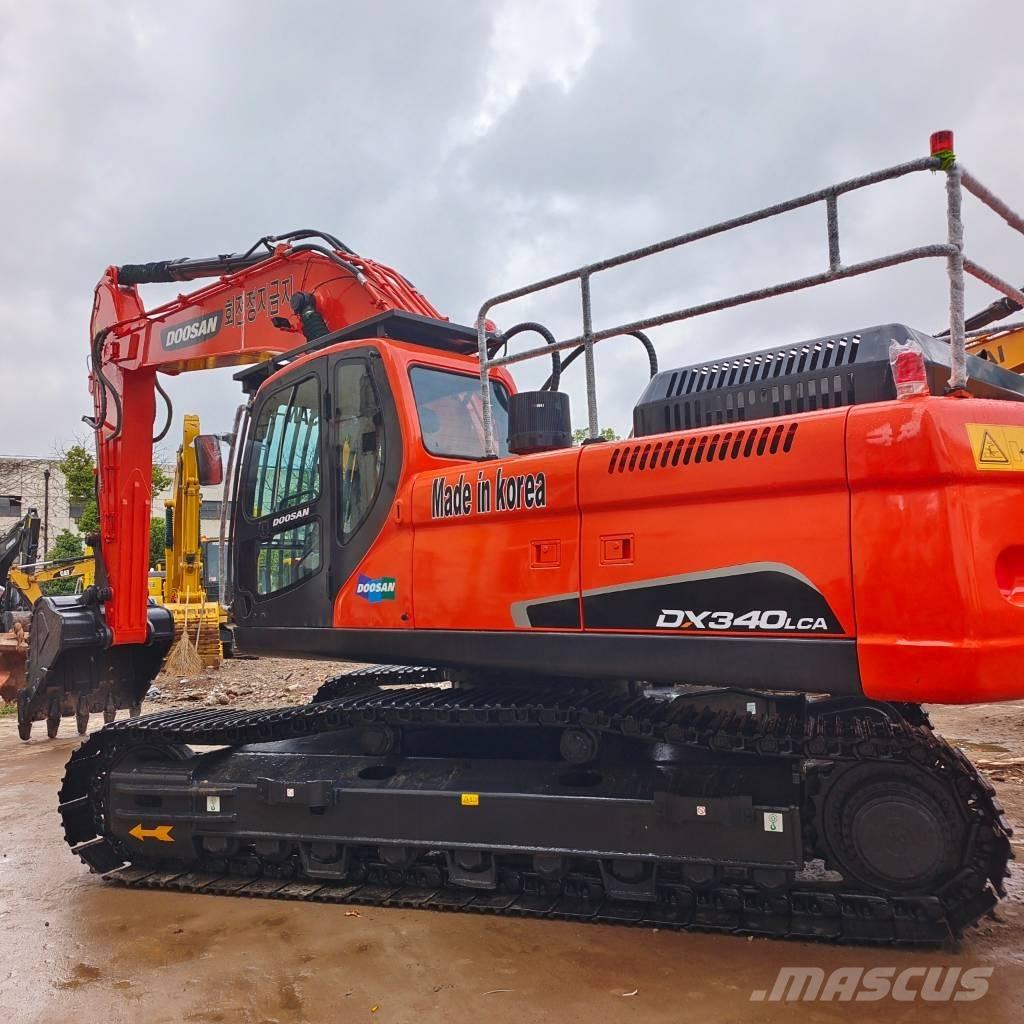 Doosan DX 340 LC 大型油圧ショベル12t以上（パワーショベル・ユンボ）