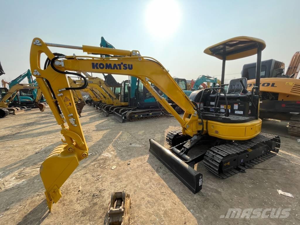 Komatsu PC35 ミニ油圧ショベル 7t以下（ミニユンボ・ミニディガー）