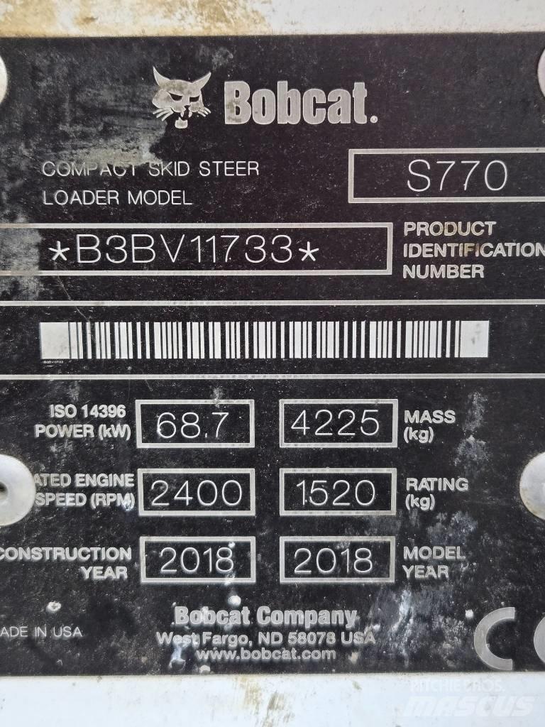 Bobcat S 770 スキッドステアローダー