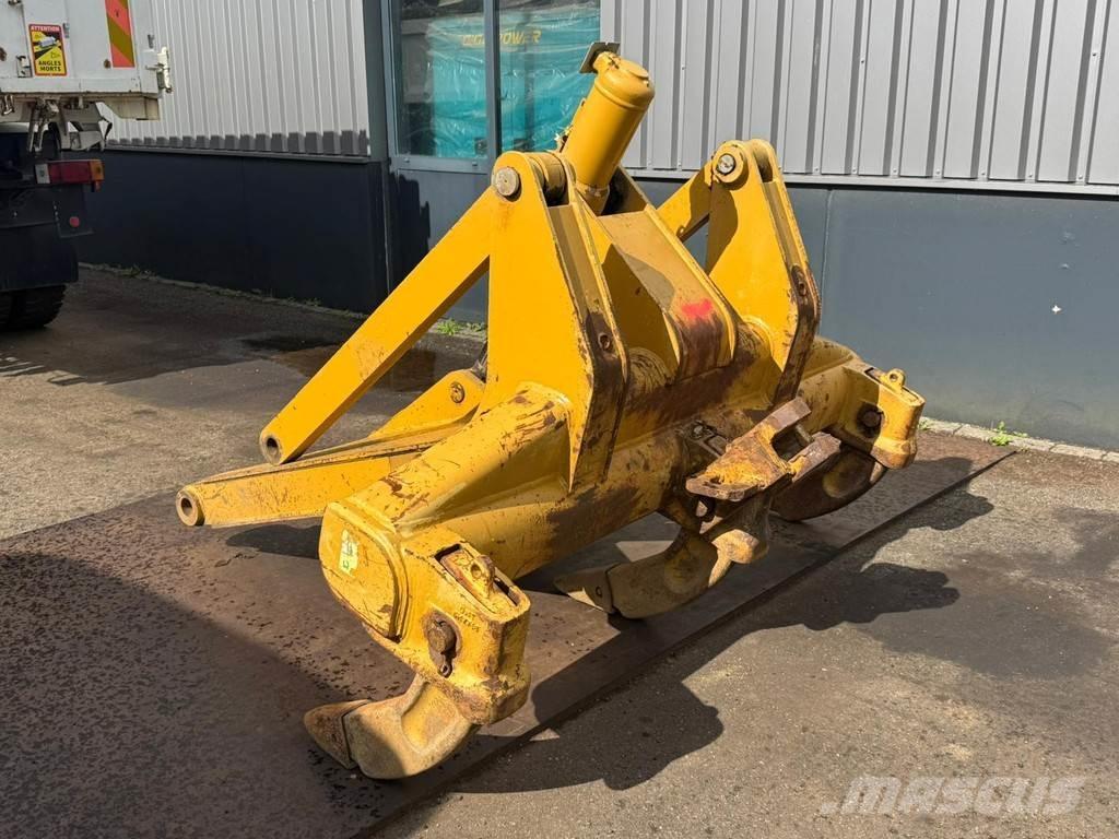 CAT D6R Ripper その他部品