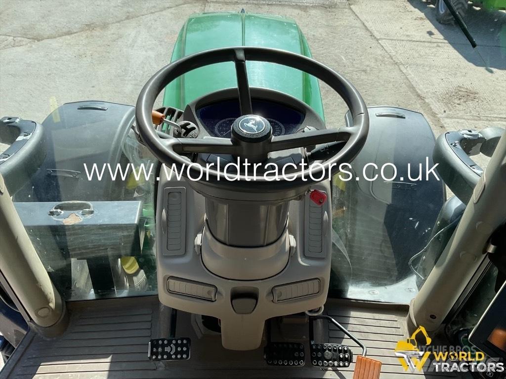 John Deere 6155 R トラクター