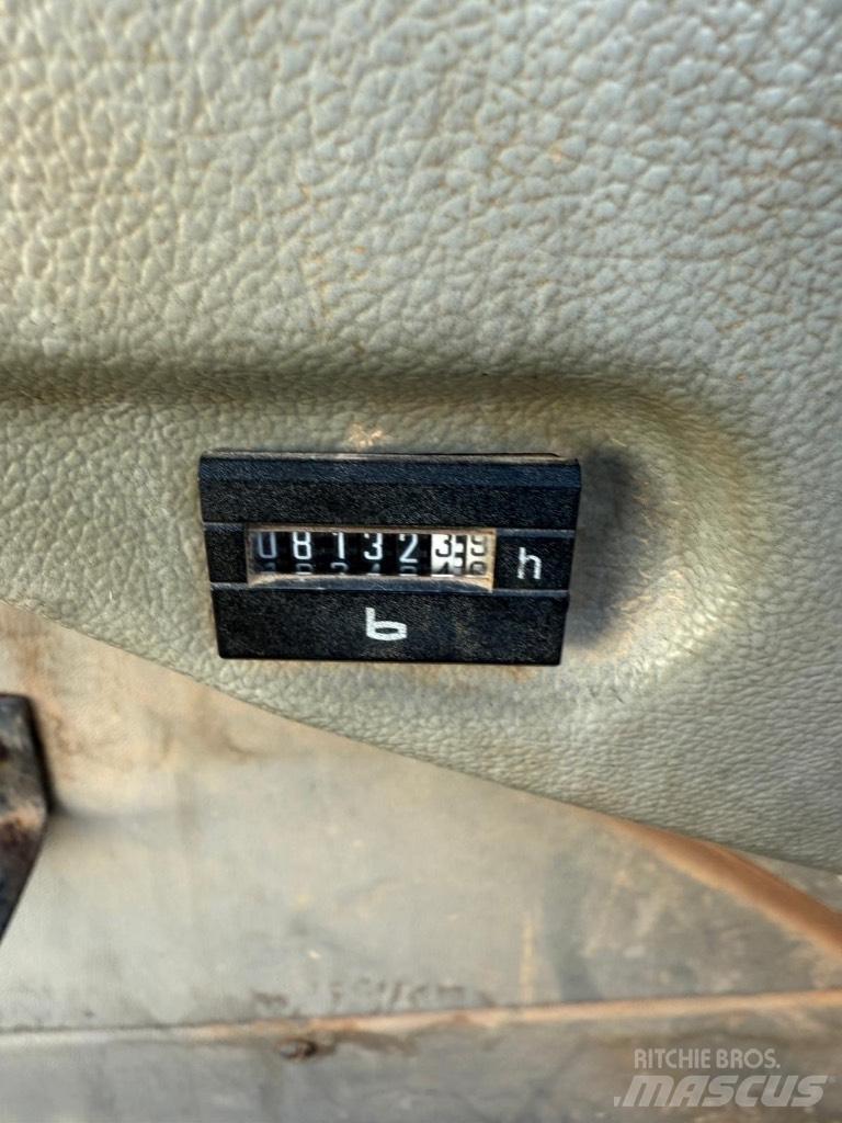 Liebherr R 936 LC 大型油圧ショベル12t以上（パワーショベル・ユンボ）