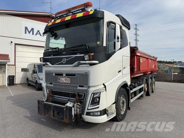 Volvo FH16-750 8x4 多目的／汎用車両