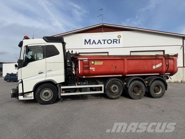 Volvo FH16-750 8x4 多目的／汎用車両