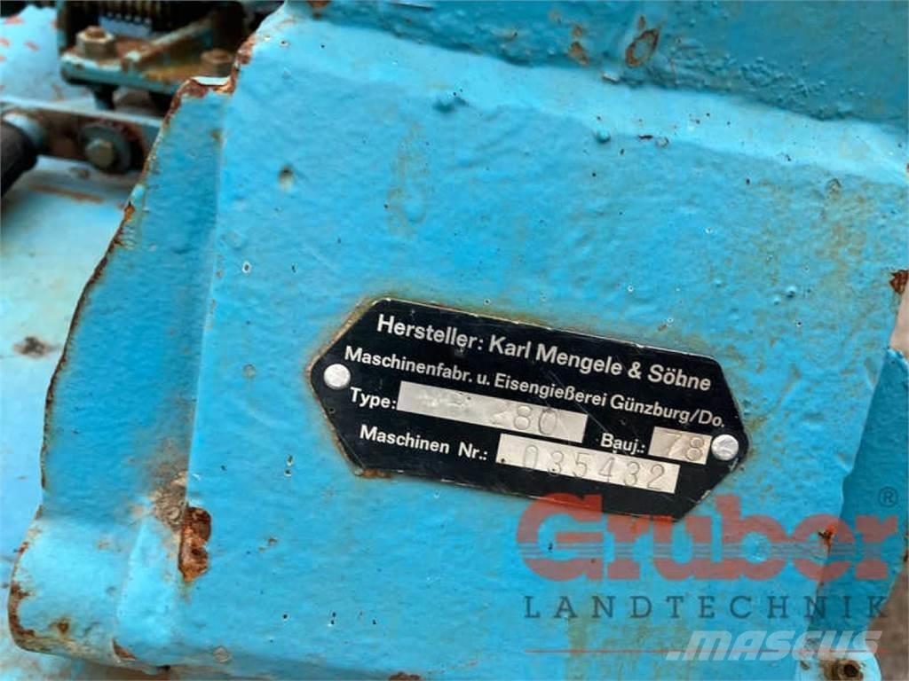 Mengele MB 280 自走式フォレージハーベスター