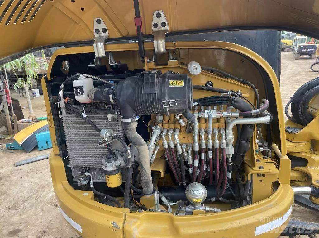 CAT 303.5 E CR ミニ油圧ショベル 7t以下（ミニユンボ・ミニディガー）