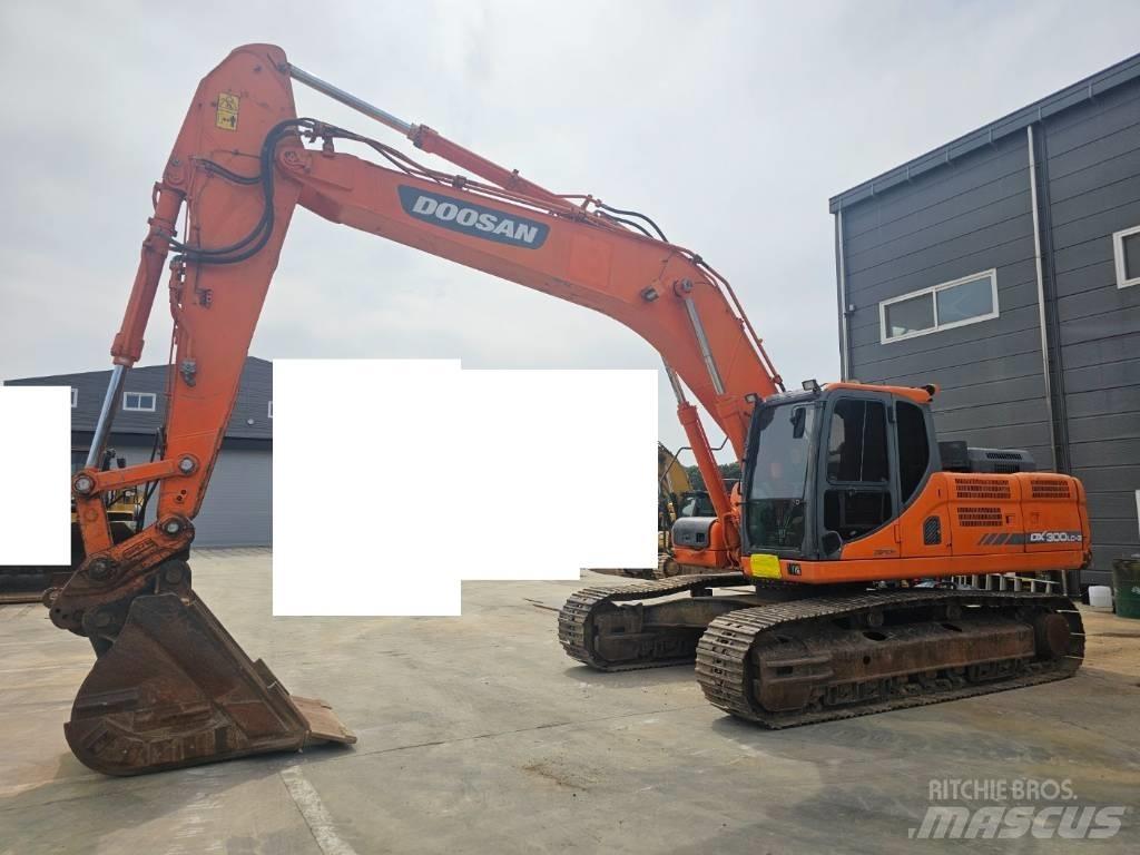 Doosan DX 300 LC-3 大型油圧ショベル12t以上（パワーショベル・ユンボ）