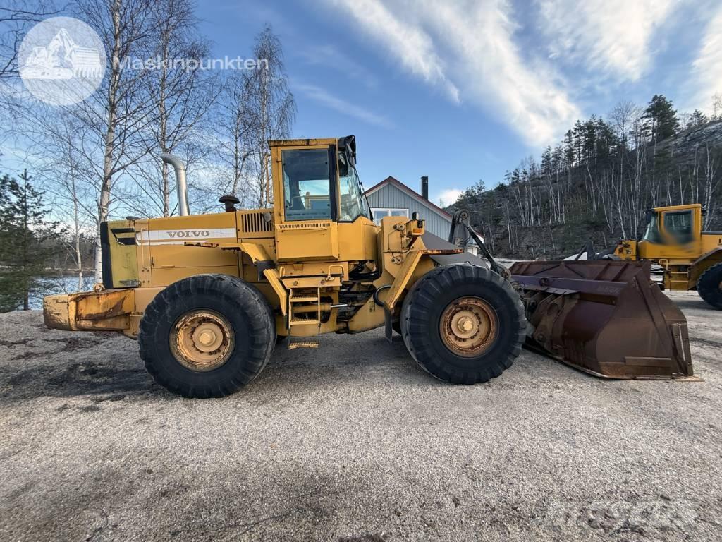 Volvo L 120 C ホイールローダー・タイヤショベル