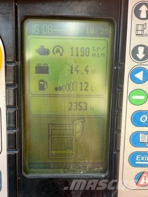 Manitou 160 ATJ ブームリフト　屈伸型