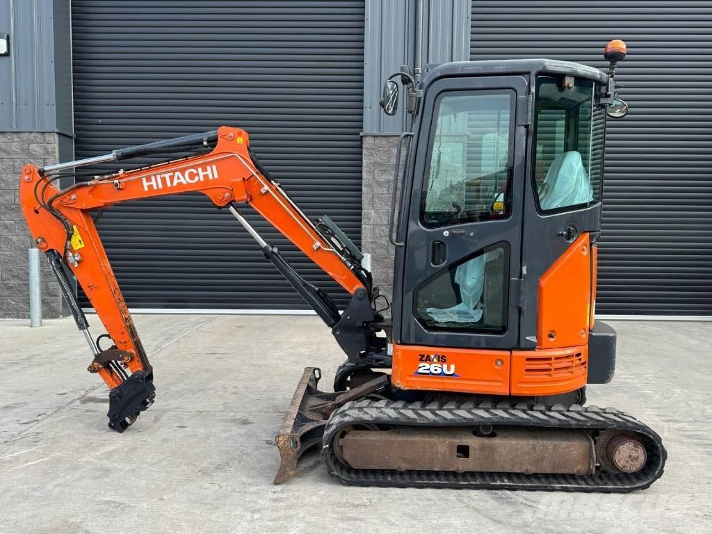 Hitachi ZX 26 U-6 cr ミニ油圧ショベル 7t以下（ミニユンボ・ミニディガー）