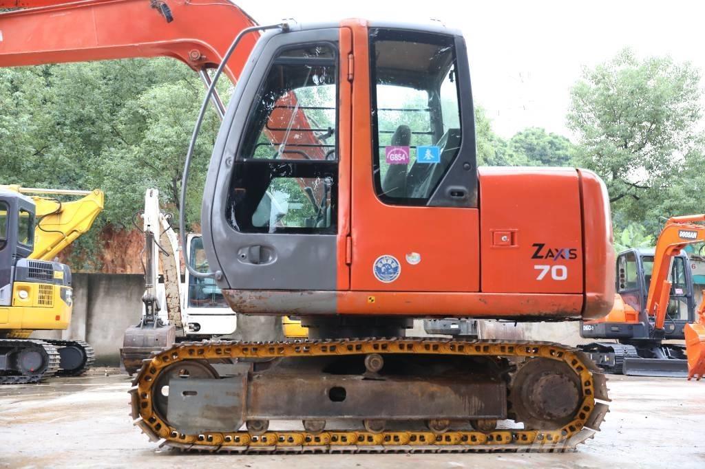 Hitachi ZX 70 大型油圧ショベル12t以上（パワーショベル・ユンボ）