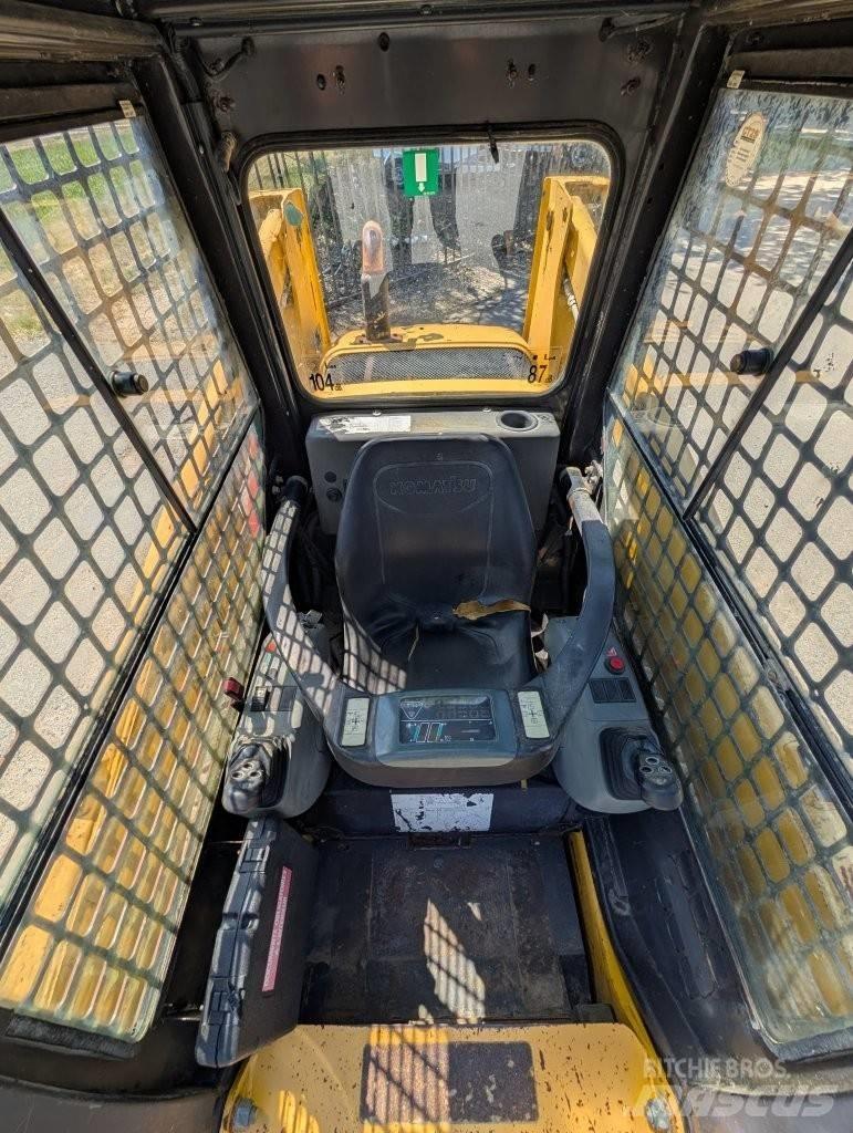 Komatsu CK 30-1 ミニローダー