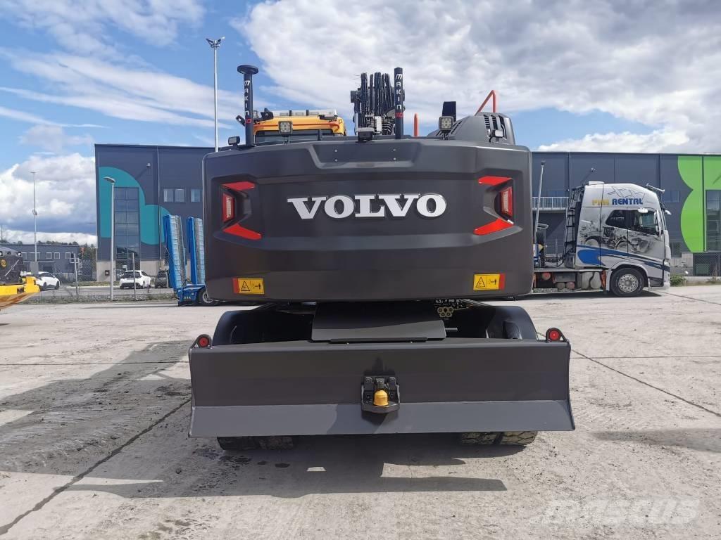 Volvo EW160E ホイール式油圧ショベル（パワーショベル・ユンボ・バックホー）