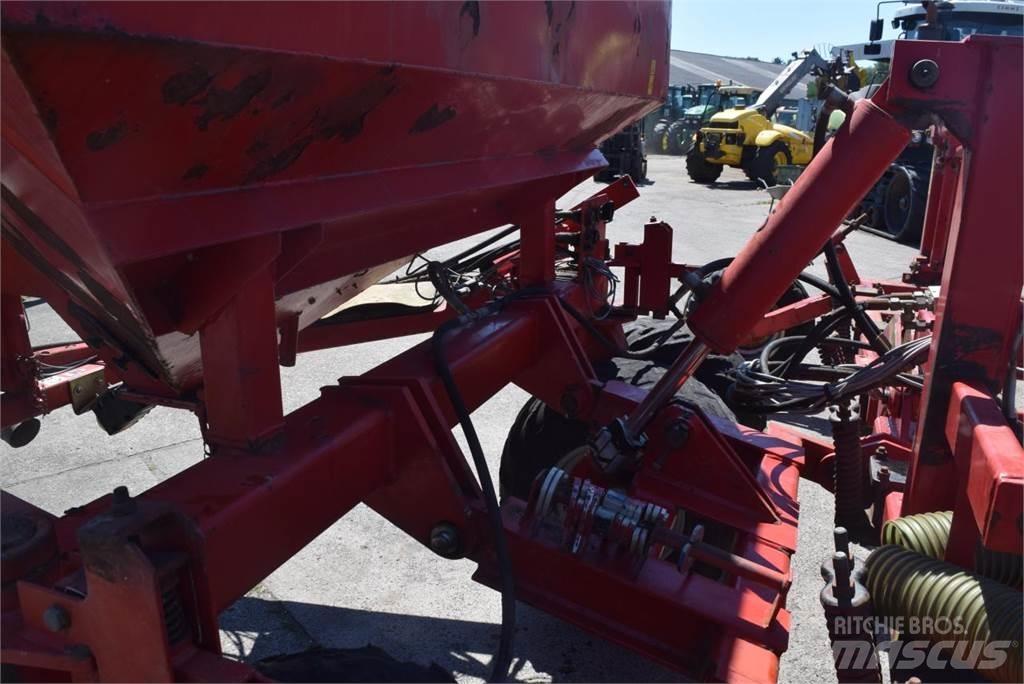 Horsch CO 6.25 ドリル
