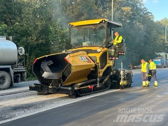 CAT AP 555 アスファルトフィニッシャ