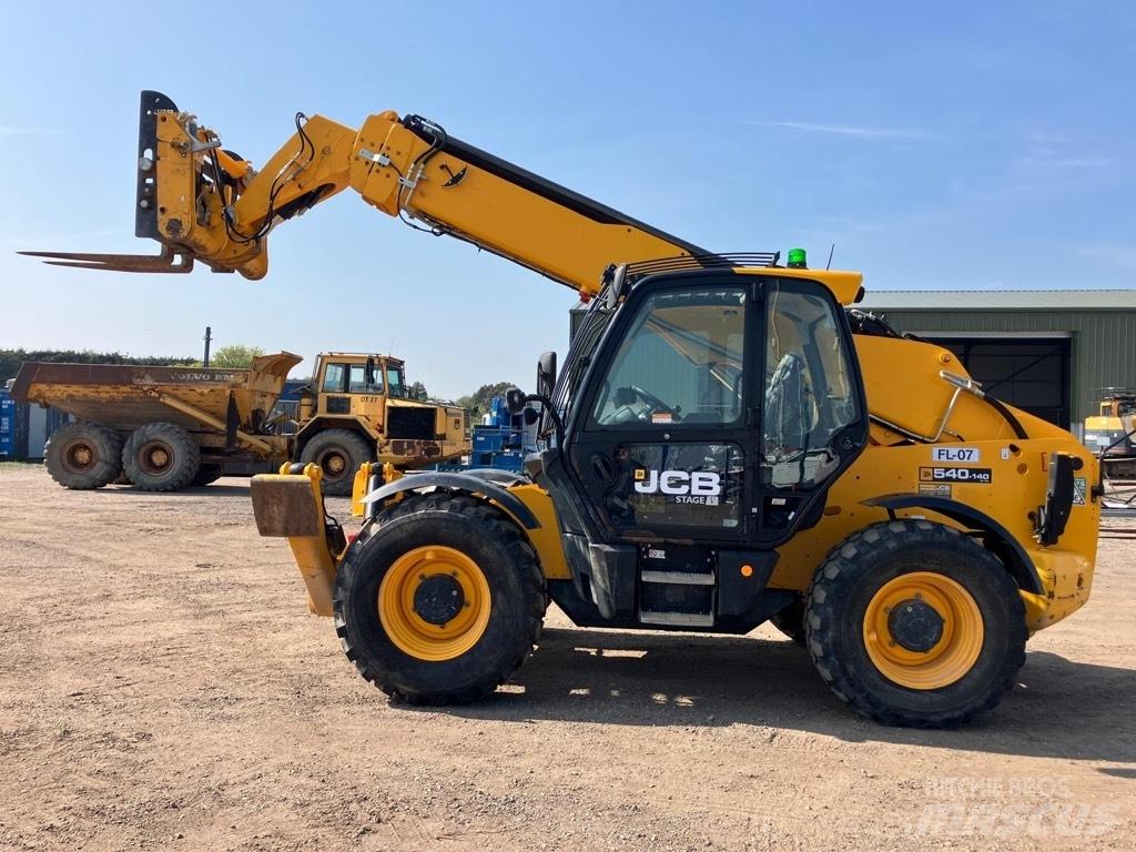 JCB 540-140 テレスコーピックハンドラー