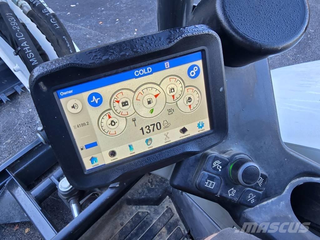Bobcat E 42 ミニ油圧ショベル 7t以下（ミニユンボ・ミニディガー）