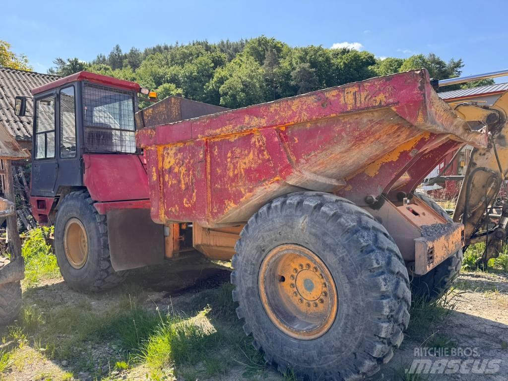 JCB 712 アーティキュレート式ダンプトラック