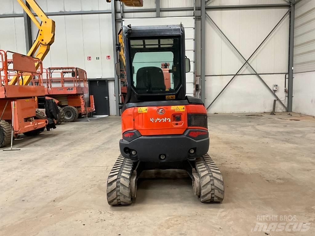 Kubota U 27-4 ミニ油圧ショベル 7t以下（ミニユンボ・ミニディガー）