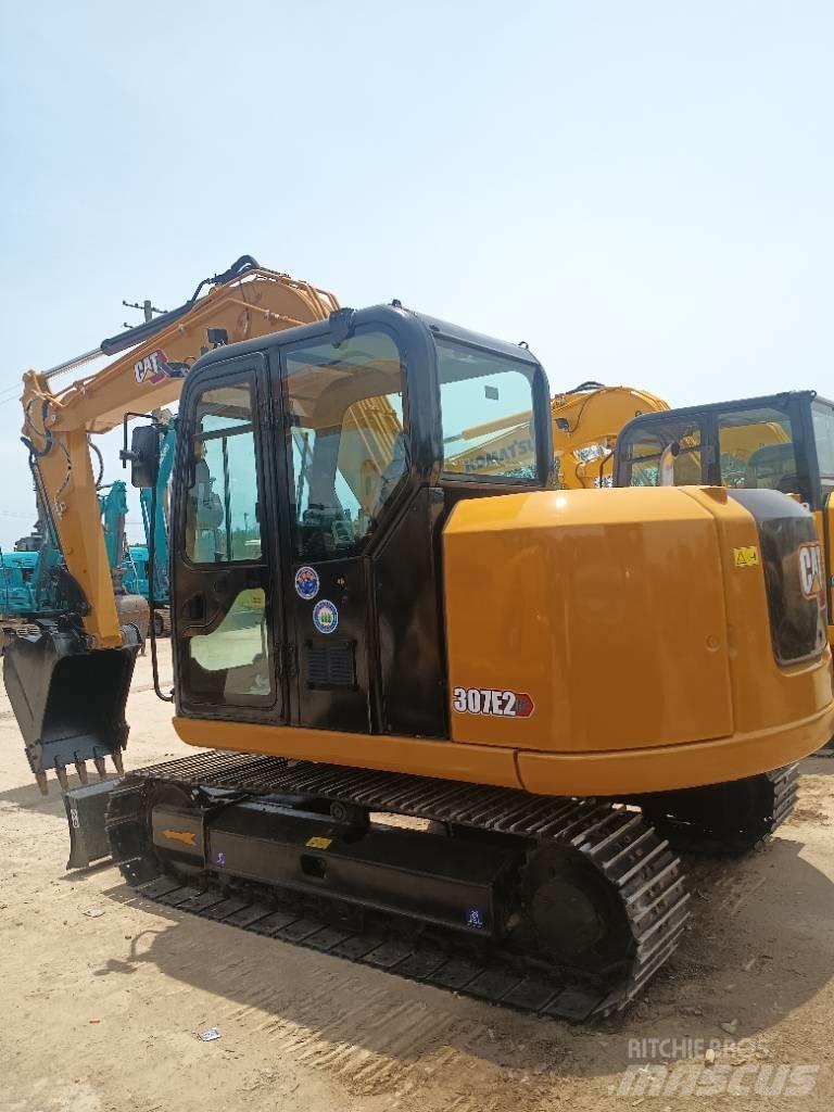 CAT 307E2 中型油圧ショベル 7ｔ-12ｔ（ユンボ・パワーショベル・バックホー）