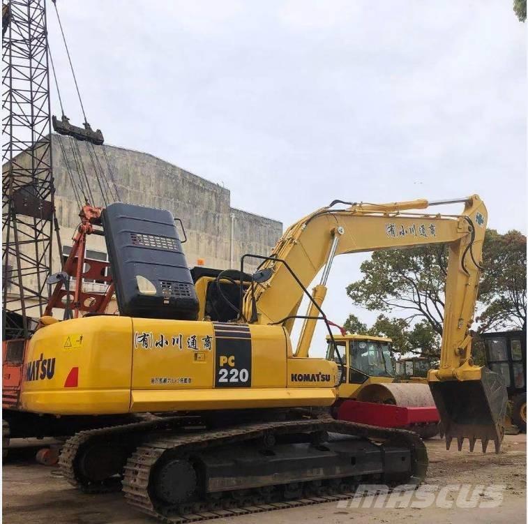 Komatsu pc220-8 大型油圧ショベル12t以上（パワーショベル・ユンボ）