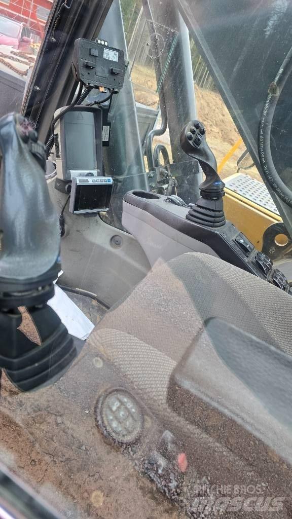 Volvo EC 250 D L 大型油圧ショベル12t以上（パワーショベル・ユンボ）