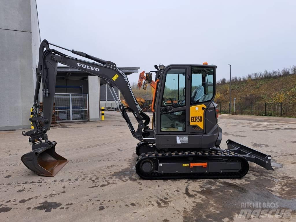 Volvo ECR50F ミニ油圧ショベル 7t以下（ミニユンボ・ミニディガー）