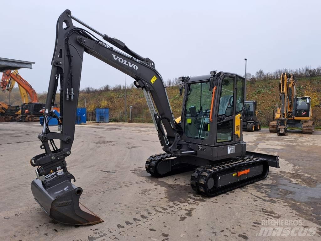 Volvo ECR50F ミニ油圧ショベル 7t以下（ミニユンボ・ミニディガー）