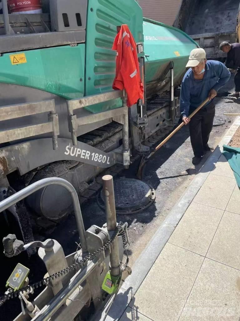 Vögele S 1880 アスファルトフィニッシャ
