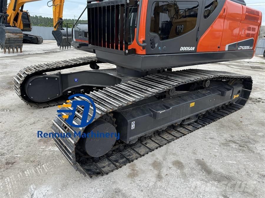 Doosan DX 225 LC-9C 大型油圧ショベル12t以上（パワーショベル・ユンボ）