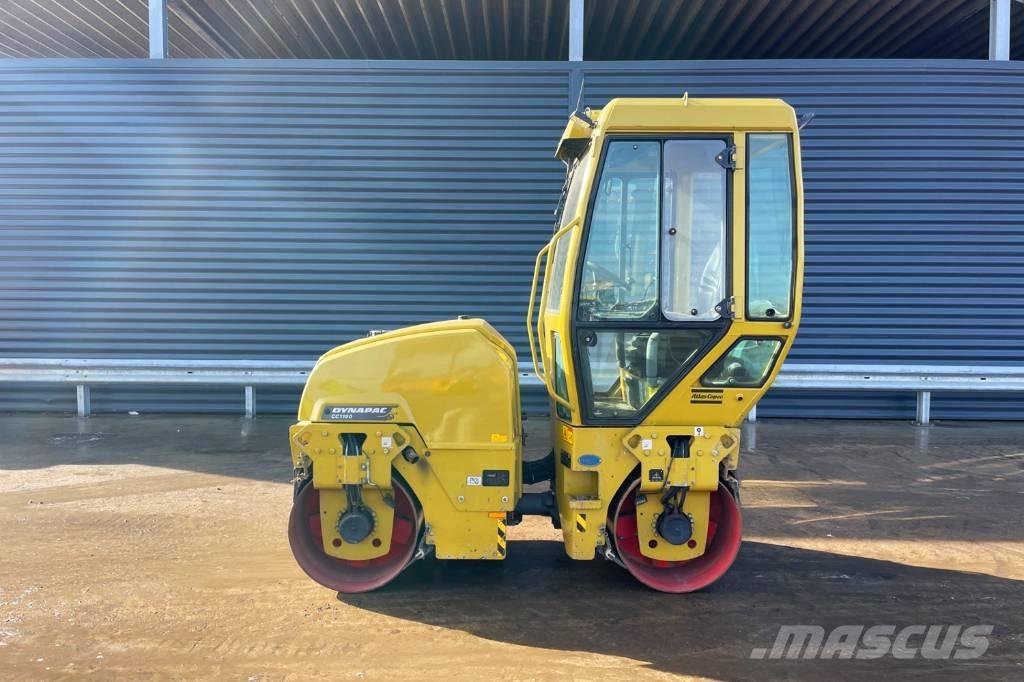 Dynapac CC1100 タンデムローラ