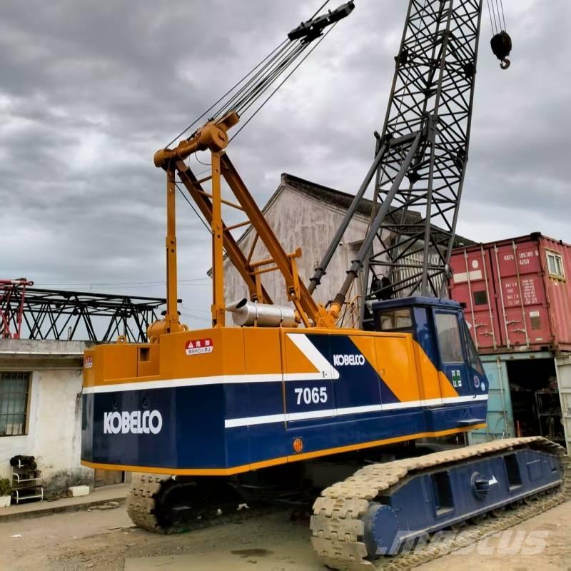 Kobelco 7065 クローラクレーン