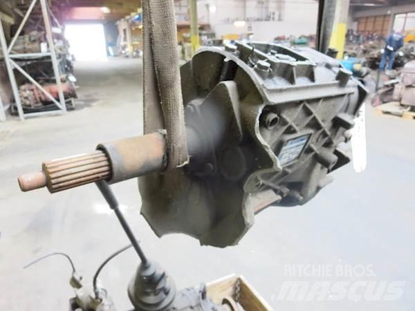 ZF S5-42 ギアボックス