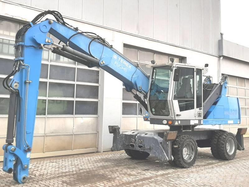Fuchs MHL 320 D 廃棄物／工業産廃処理機