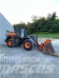 Doosan DL 320-7 ホイールローダー・タイヤショベル