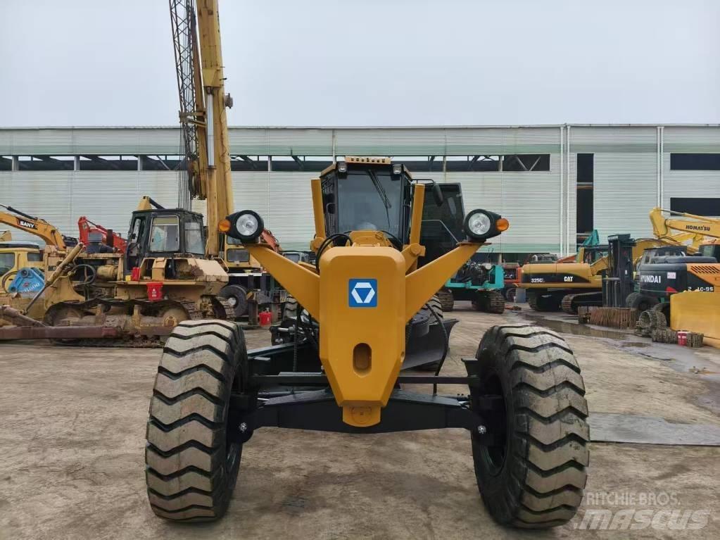 XCMG GR180 モーターグレーダー