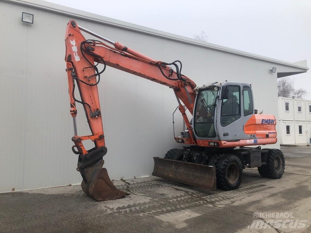Fiat-Kobelco E 145 W ホイール式油圧ショベル（パワーショベル・ユンボ・バックホー）