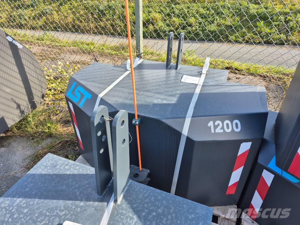 LST Frontvikt 1200kg 農業機械 -　その他