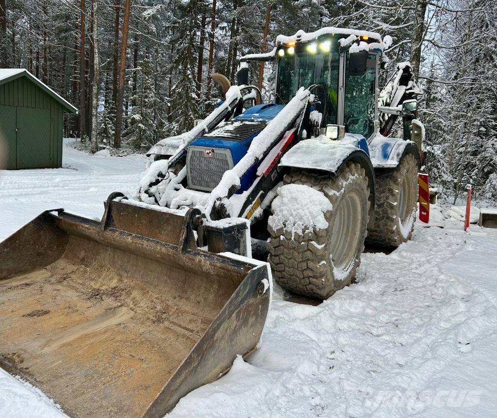 Huddig 1260 D City バックホーローダー