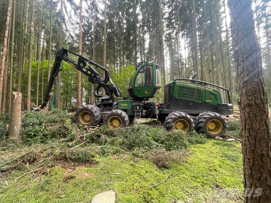 John Deere 1270 G ハーベスター