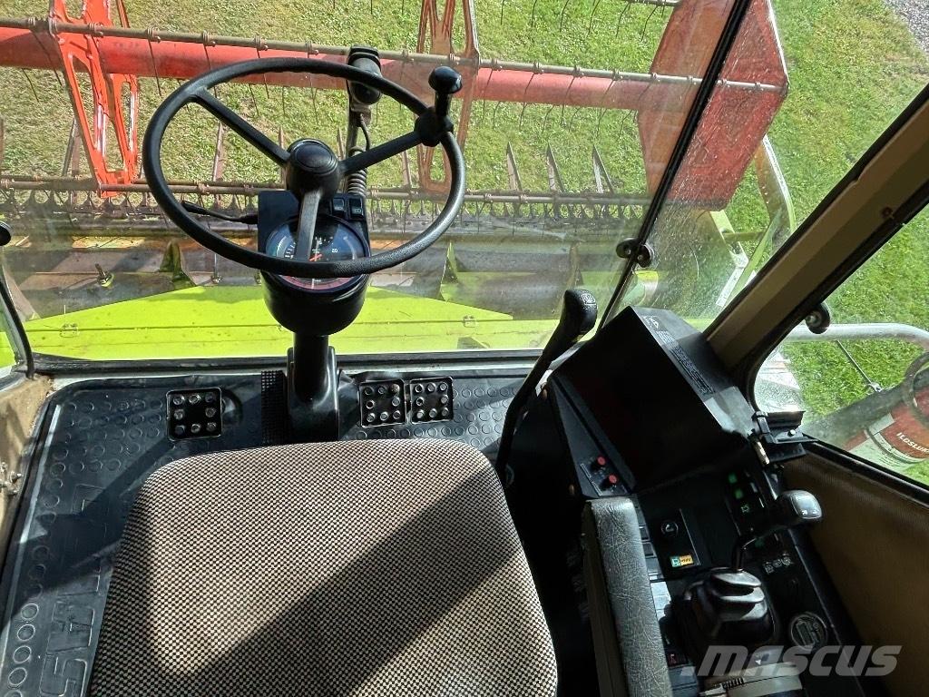 CLAAS Dominator 78 コンバイン