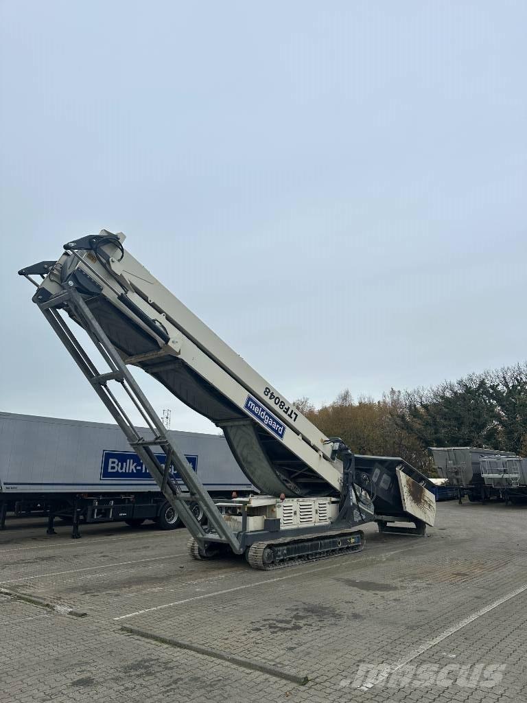  Stakkebånd LTF 8048 廃棄物並び替え設備