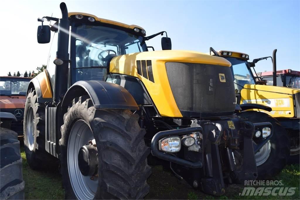 JCB Fastrac 8250 トラクター