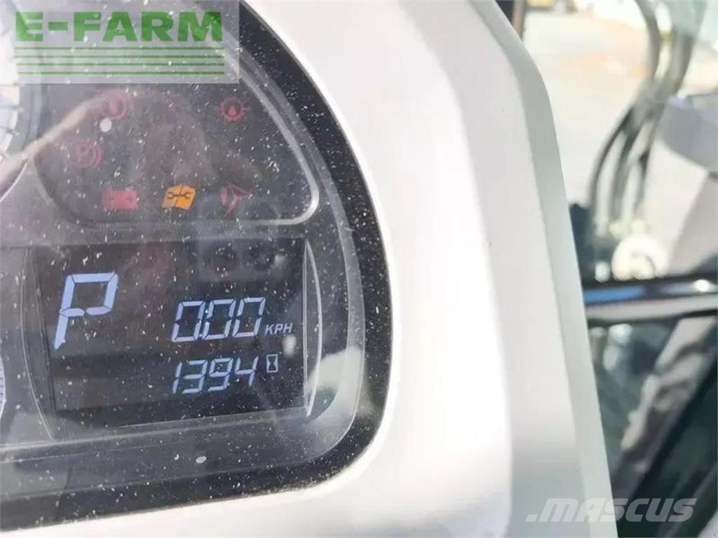 Valtra a 115 トラクター