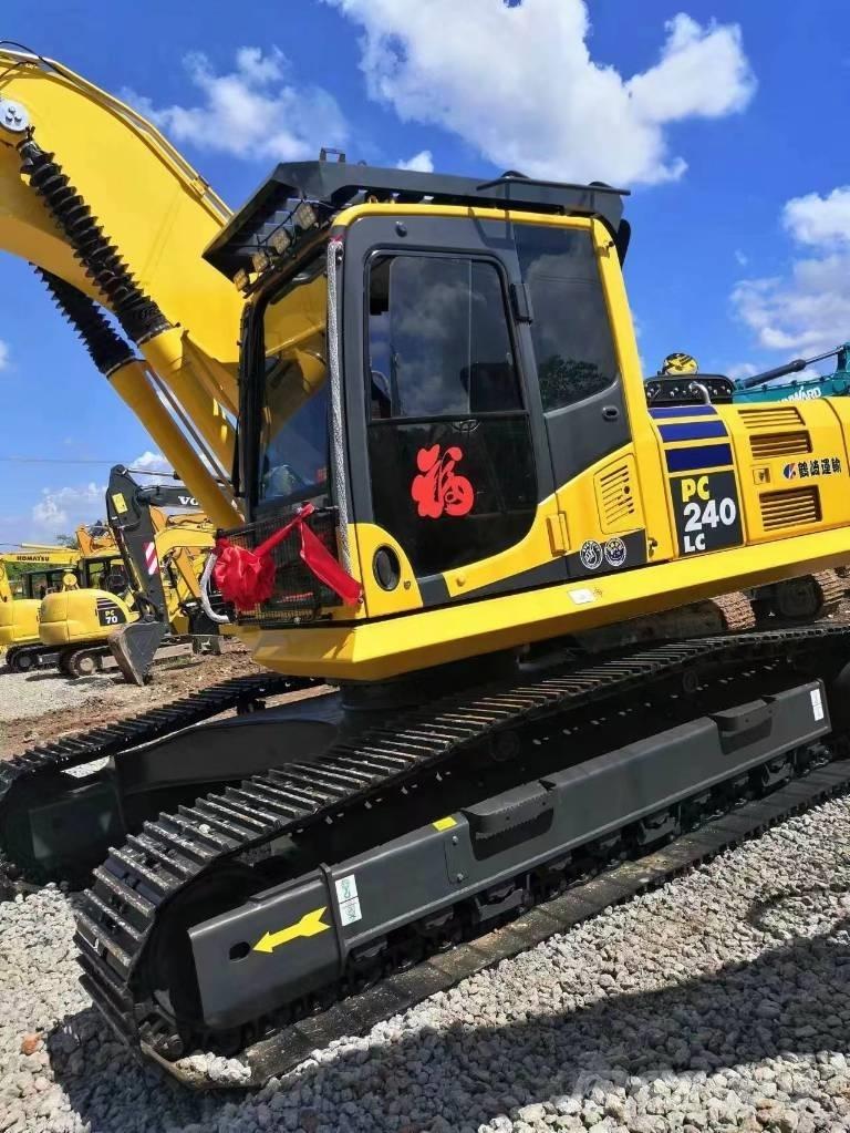 Komatsu PC 240 LC-8 大型油圧ショベル12t以上（パワーショベル・ユンボ）