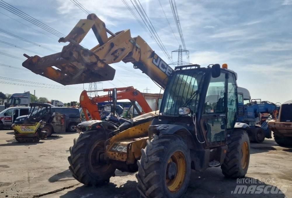 JCB 531-70 テレスコーピックハンドラー