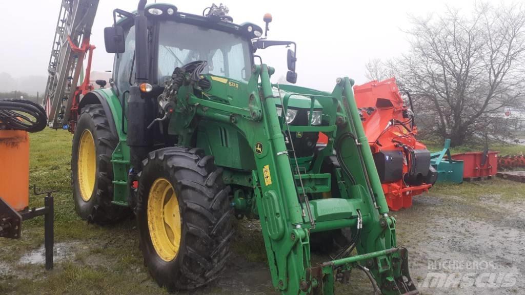 John Deere 6110 R トラクター