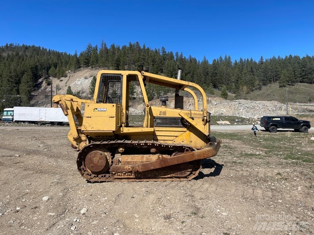 DEERE 850 ブルドーザー